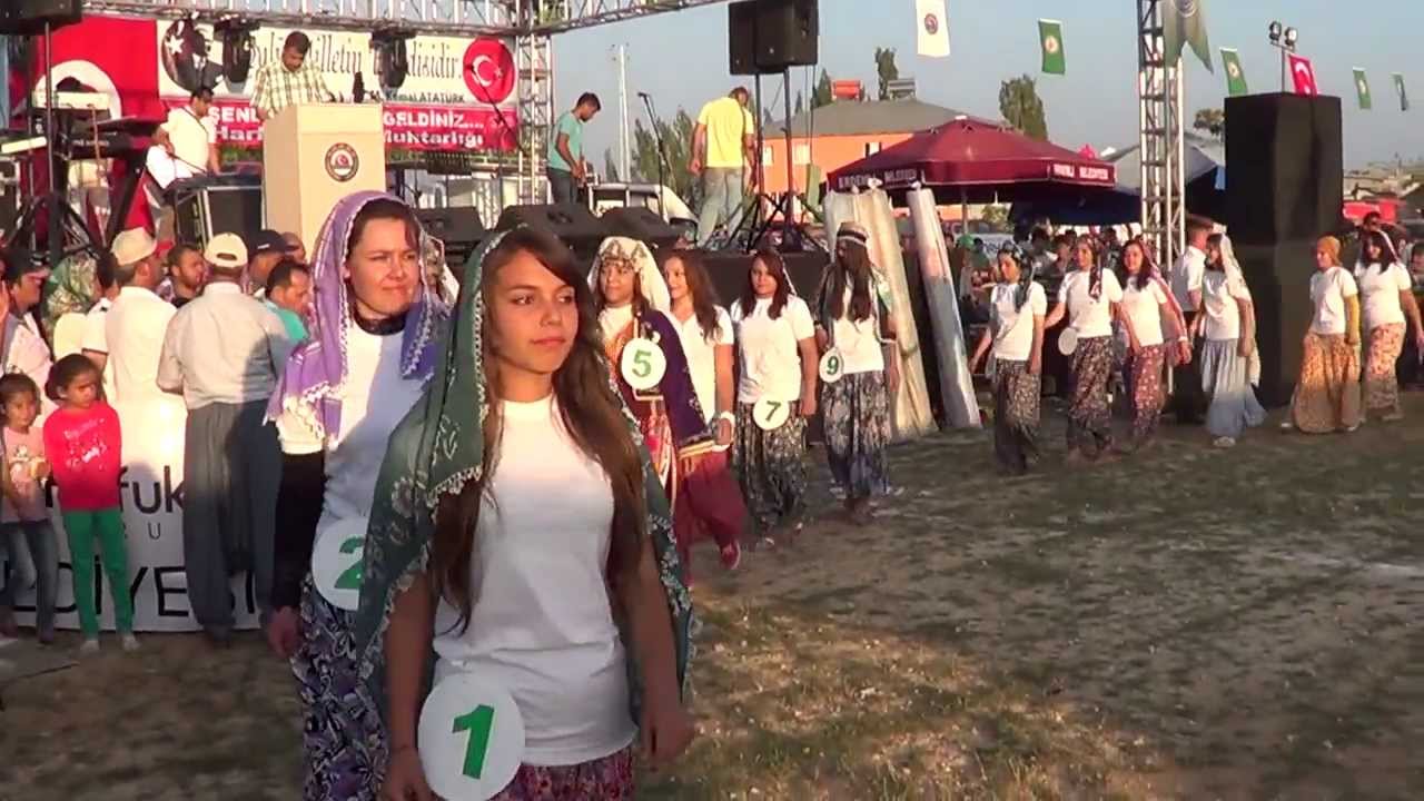 Erdemli Yayla Festival Güzeller Sahne 2013 HD