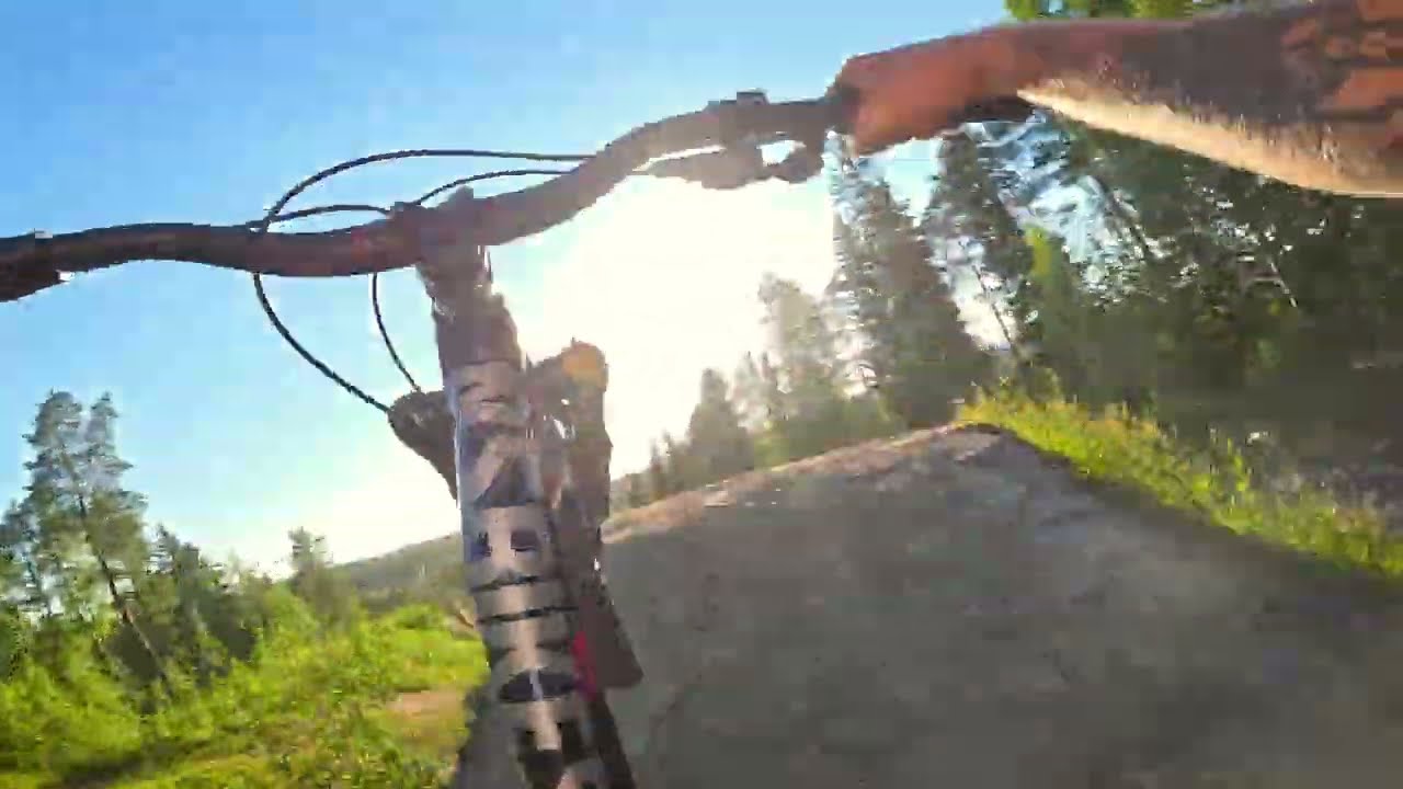 Simpsiö Build & Ride