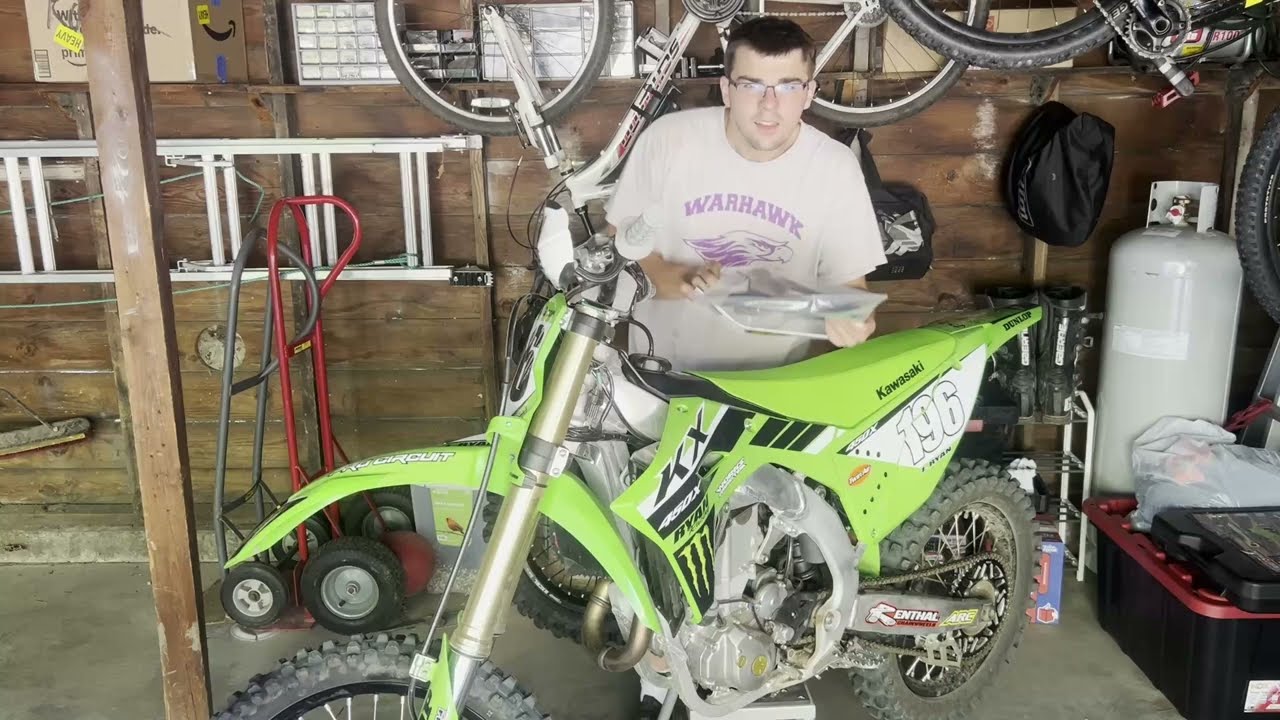 Installing an awesome P3 carbon disk guard on my KX450X