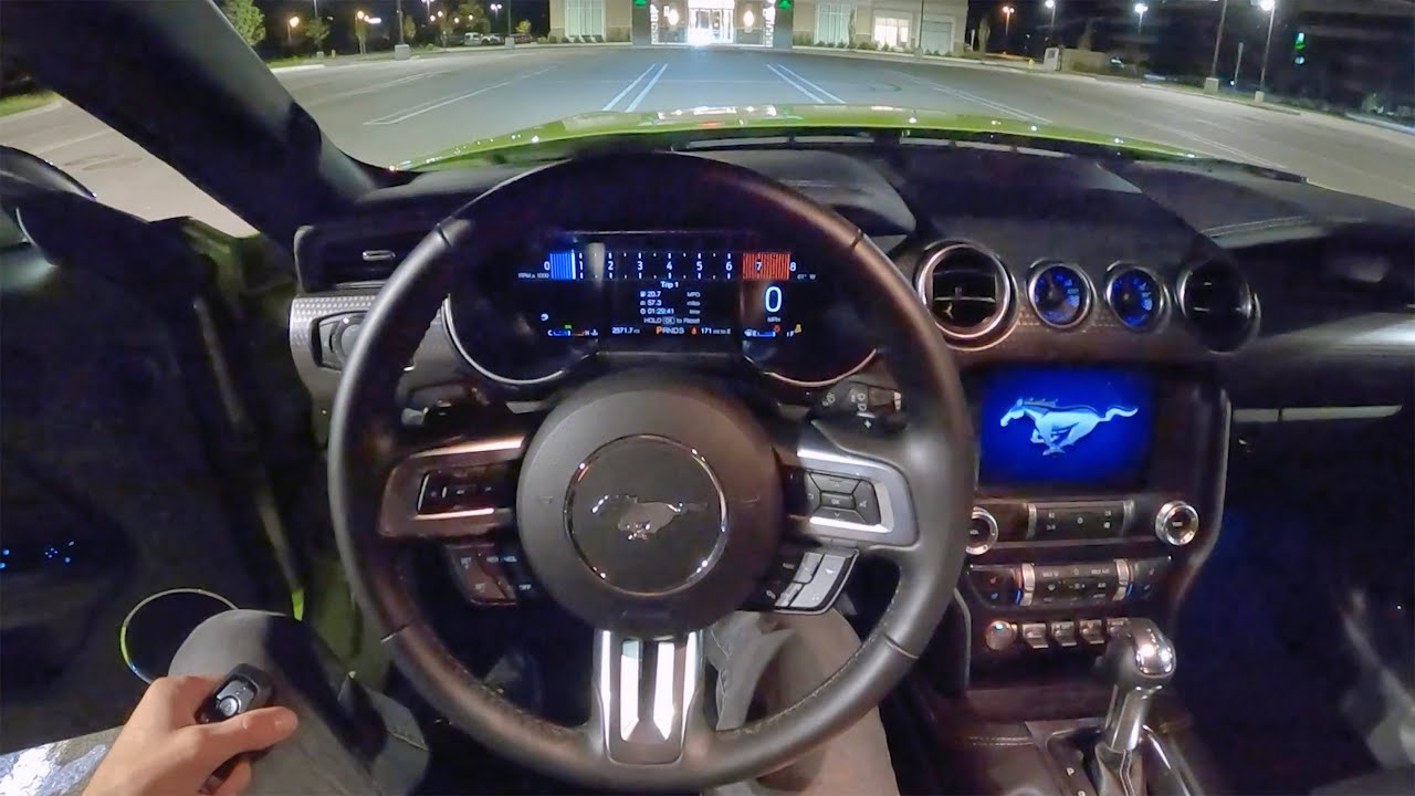 Ford Mustang EcoBoost 2020 года с пакетом High Performance — ночной заезд от первого лица/заключи...