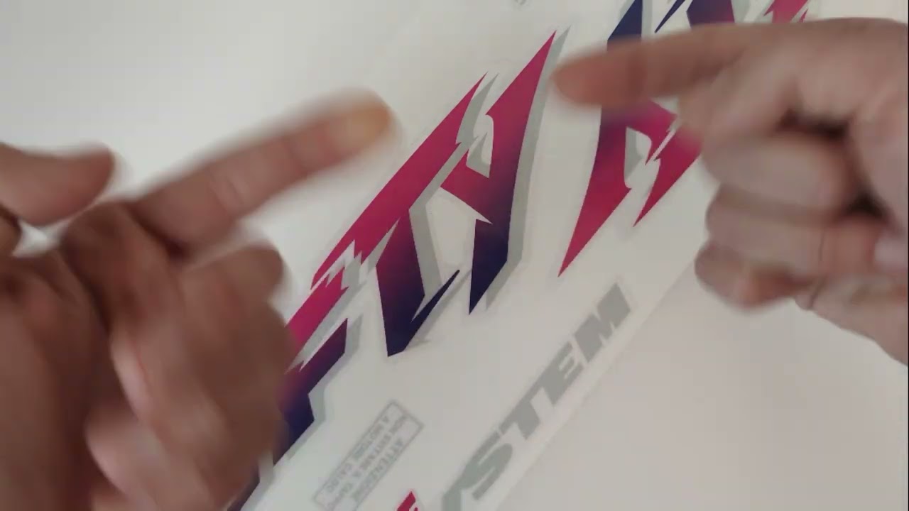 Stampa adesivi trasparenti con bianco (e colori) coprente