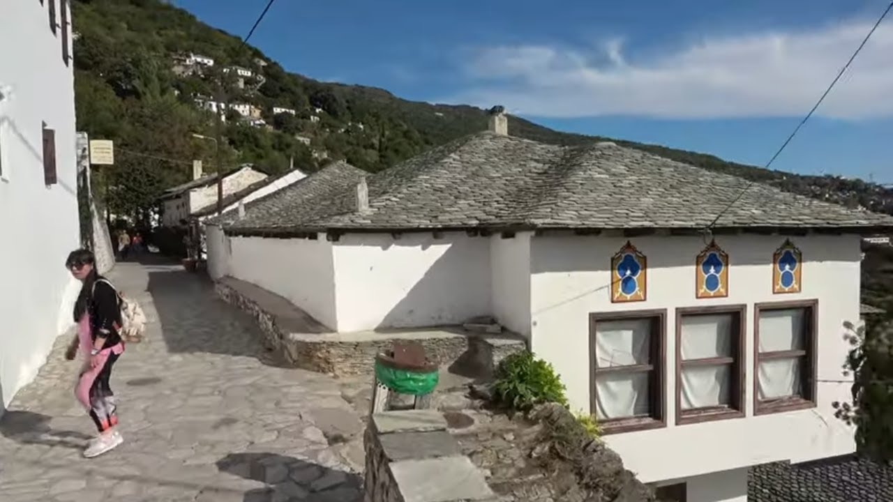 Makrinitsa Village in Pilio mountain in Greece - walking tour Oct 2020 Μακρυνίτσα