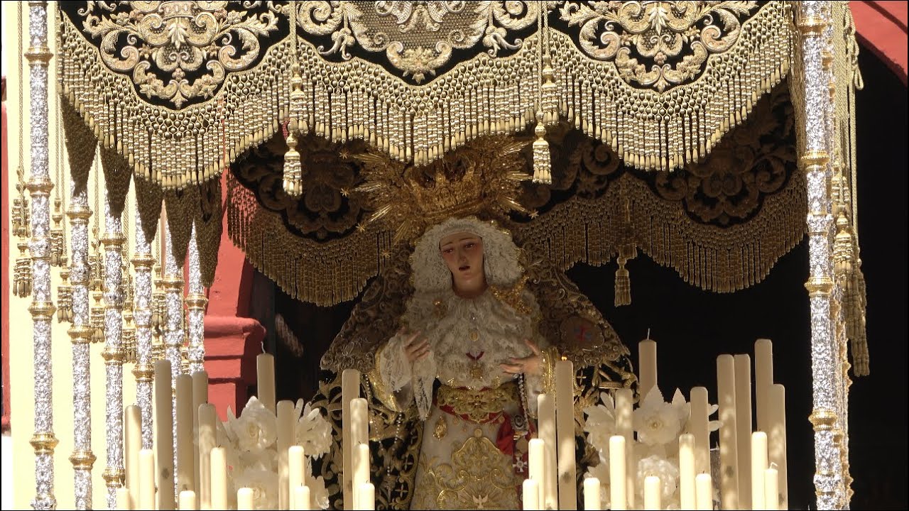 Salida de Nuestra Señora de la Esperanza 2022 Hermandad de la Trinidad - Sábado Santo Sevilla