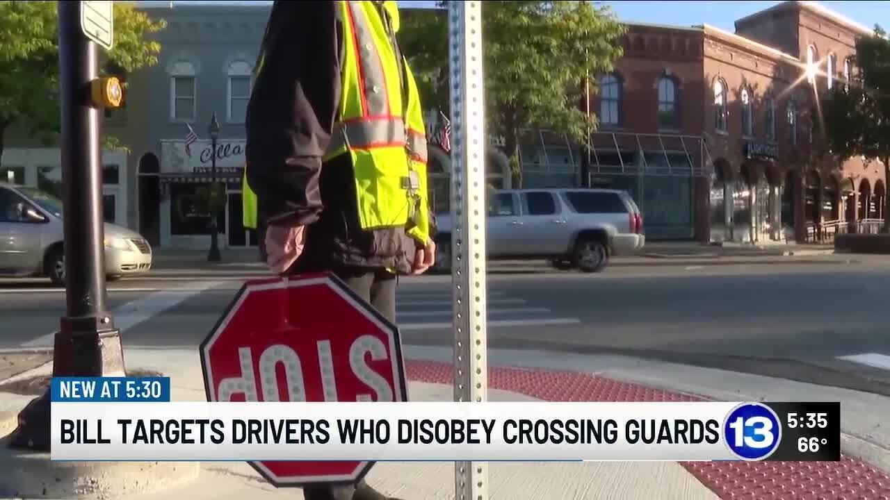 Ohio lawmakers propose stronger penalties for drivers who ignore crossing guards