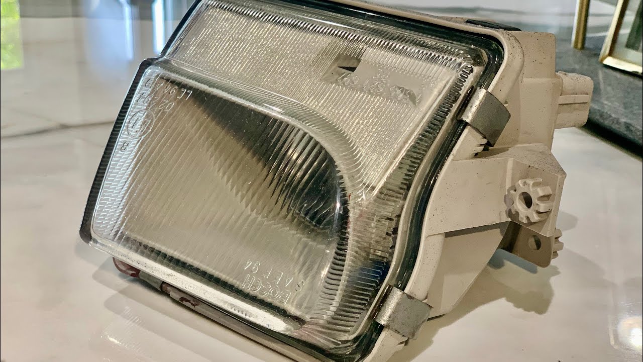 Установка светодиодных противотуманных фар на Mercedes R129. H1