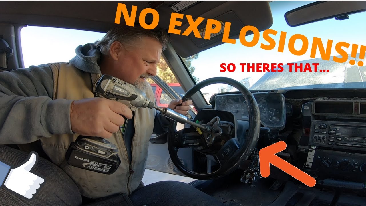 97-01 Jeep XJ Steering Wheel R&R AND I DIDNT EVEN BLOW UP THE AIR BAG!!!