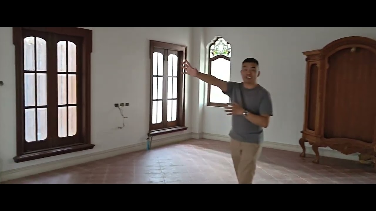 Villa for sale near talad thai + AI imaginary purposes