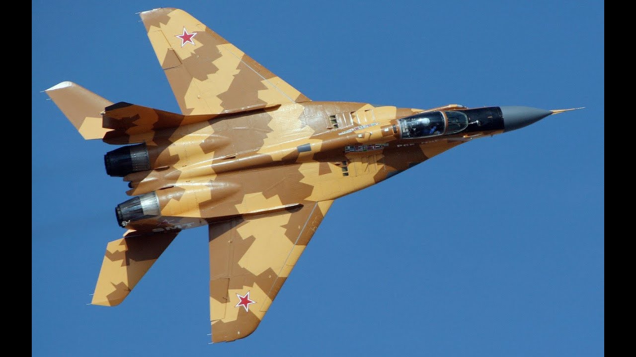 Симуляторные бои War Thunder.