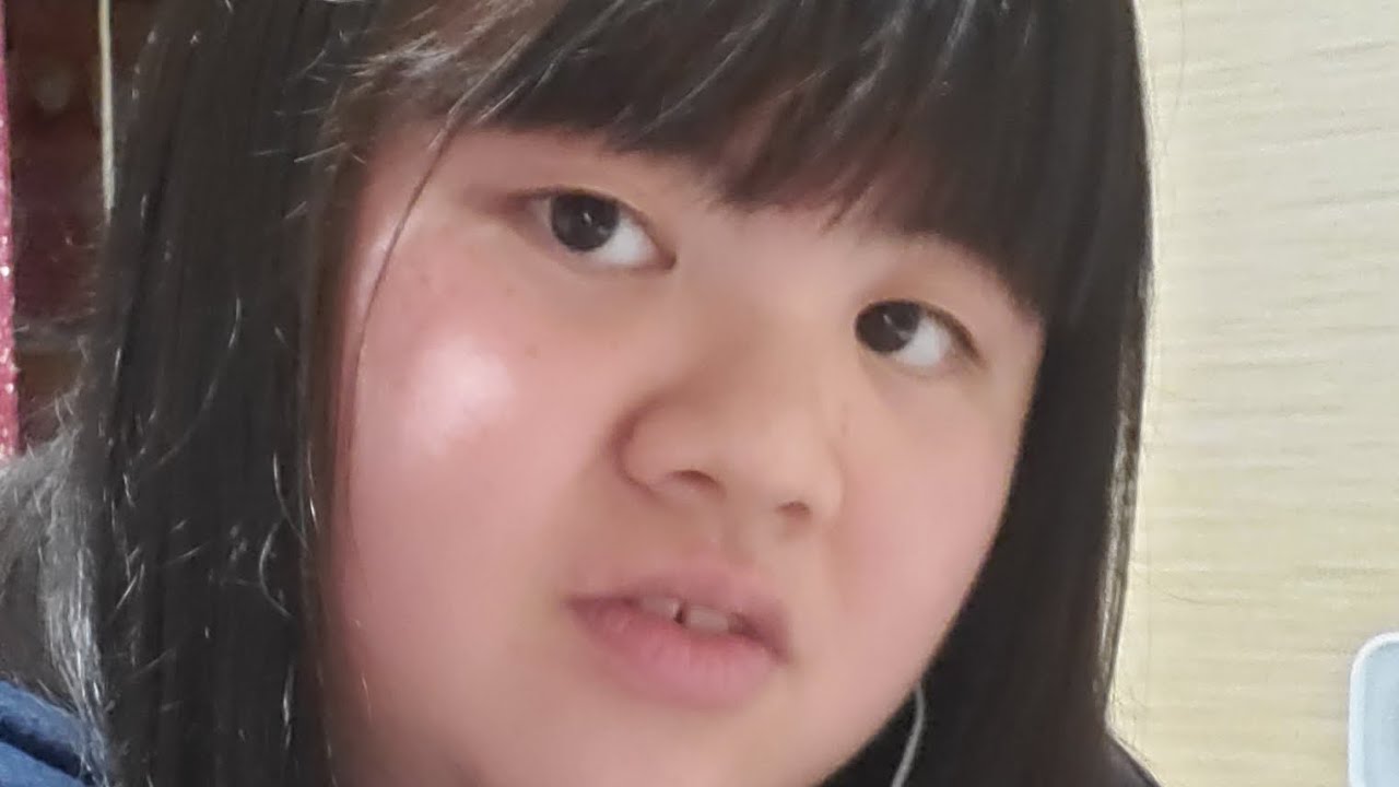 焼きそばリクエスト途中でごちそうさま食べる動画