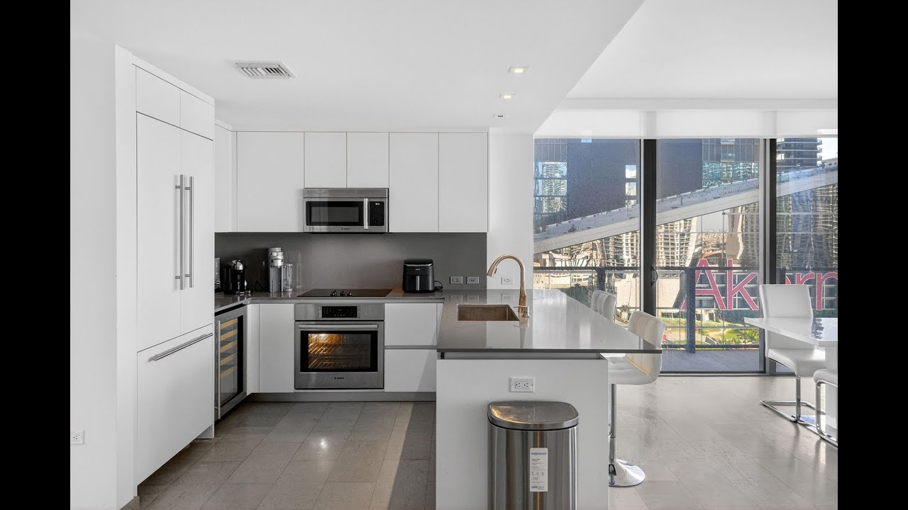 2 BED RENTAL -- Reach Condo 68 SE 6th Street unit 1702 Miami Florida