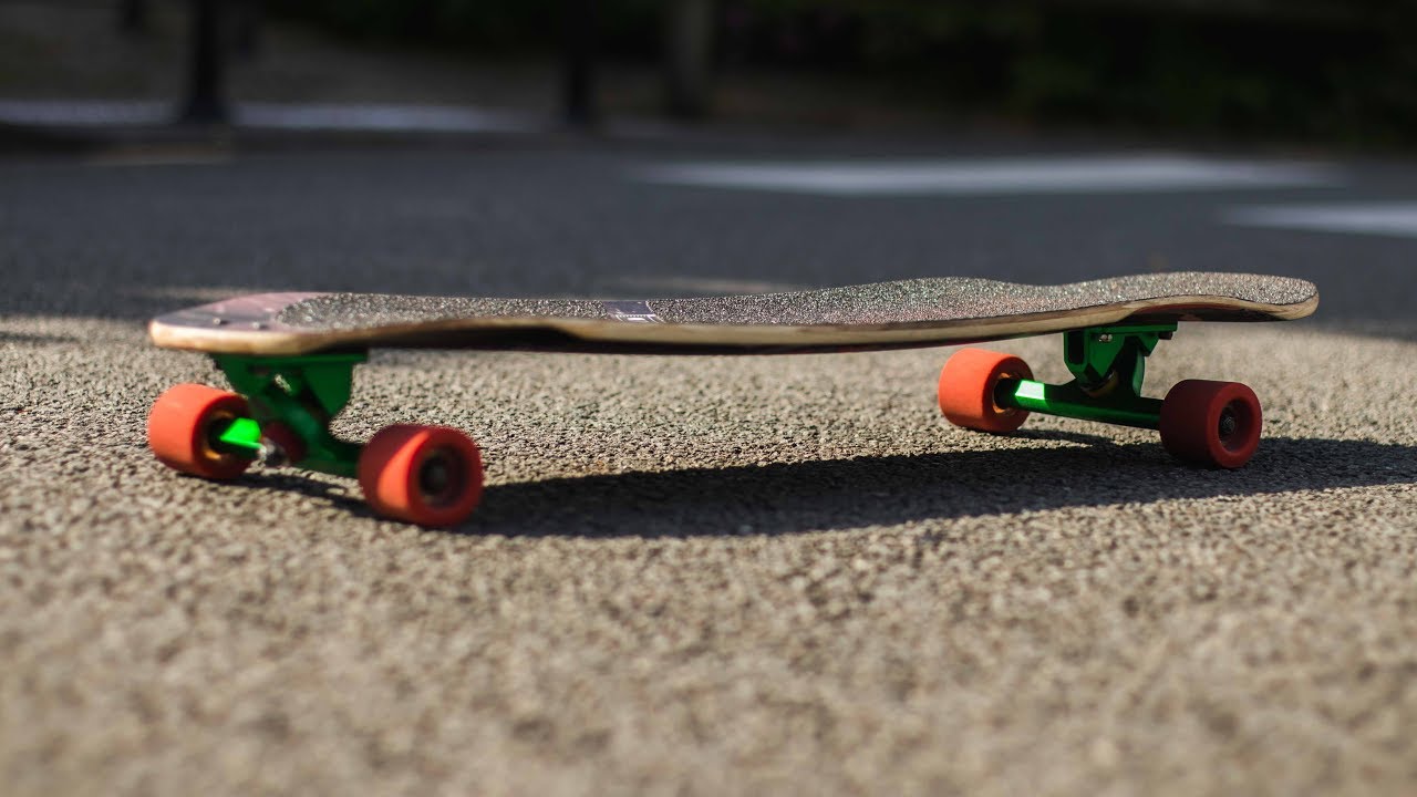 LONGBOARD REVIEW :  Mojo de Blackkross [Freeride deck] - Échappées Urbaines