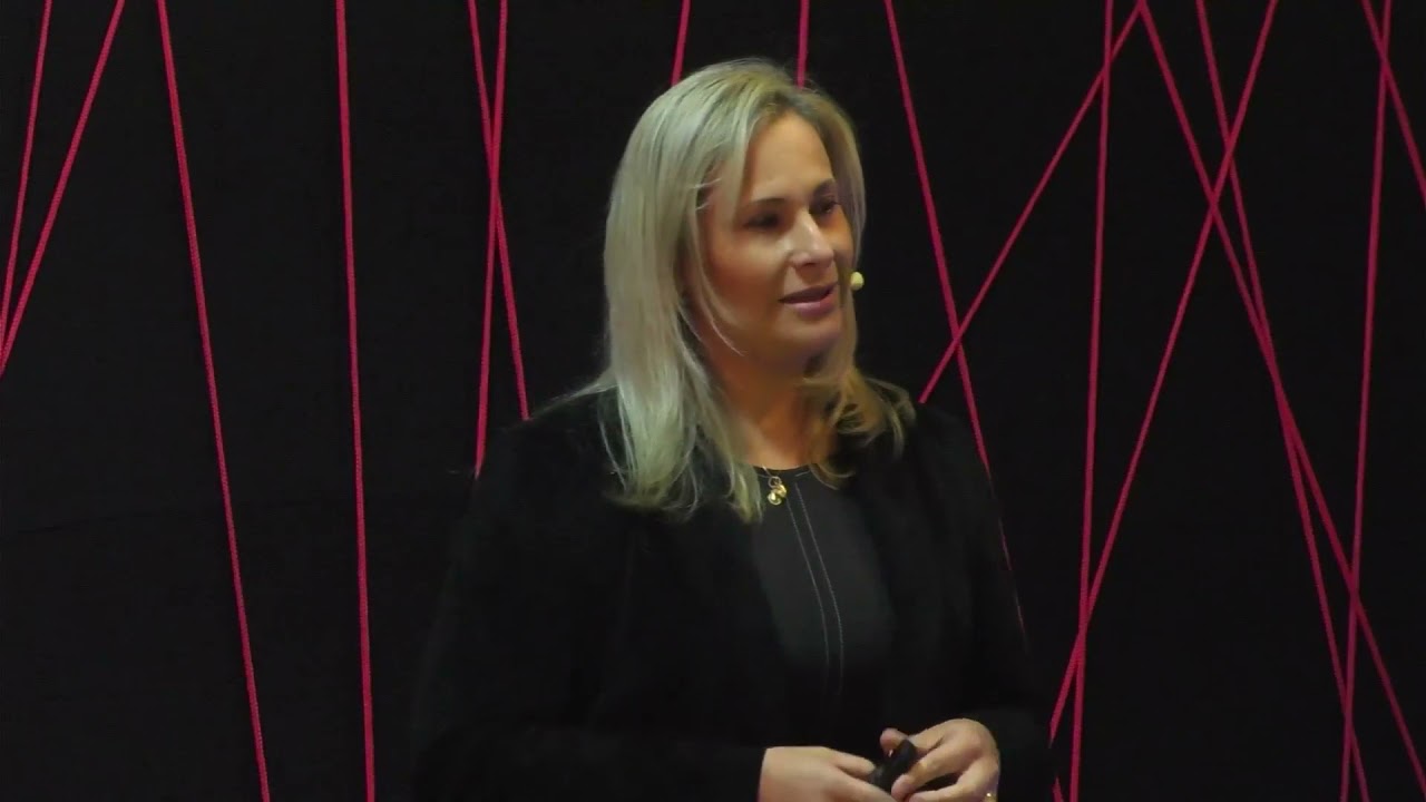 Sono, bem estar e produtividade | Caroline Favero Kalvelage | TEDxRiodoSul
