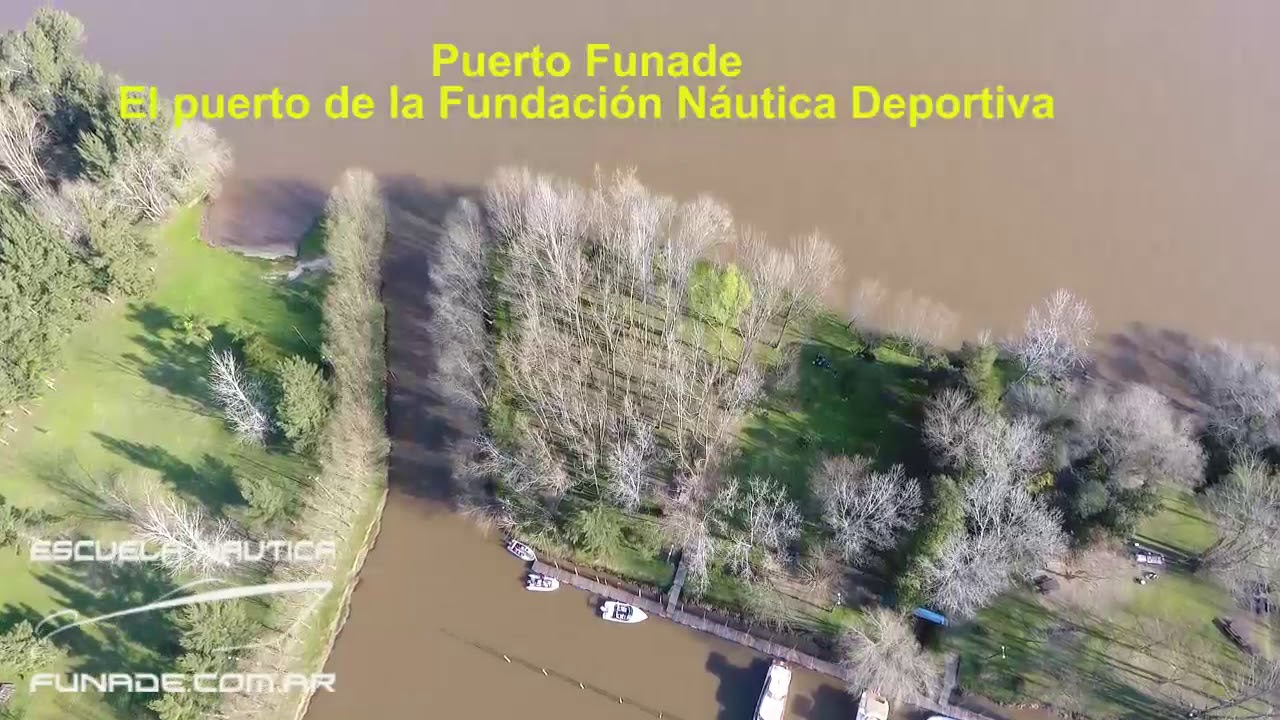 Puerto Funade el Puerto de la Fundación Náutica Depòrtiva. Visto desde el aire.