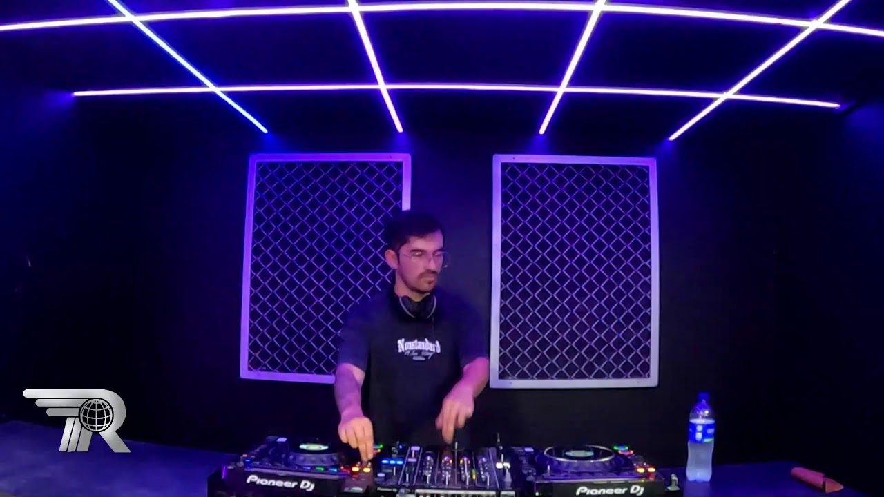 ROSSTREAM X SANCHEZ JR.  -  FEGOR