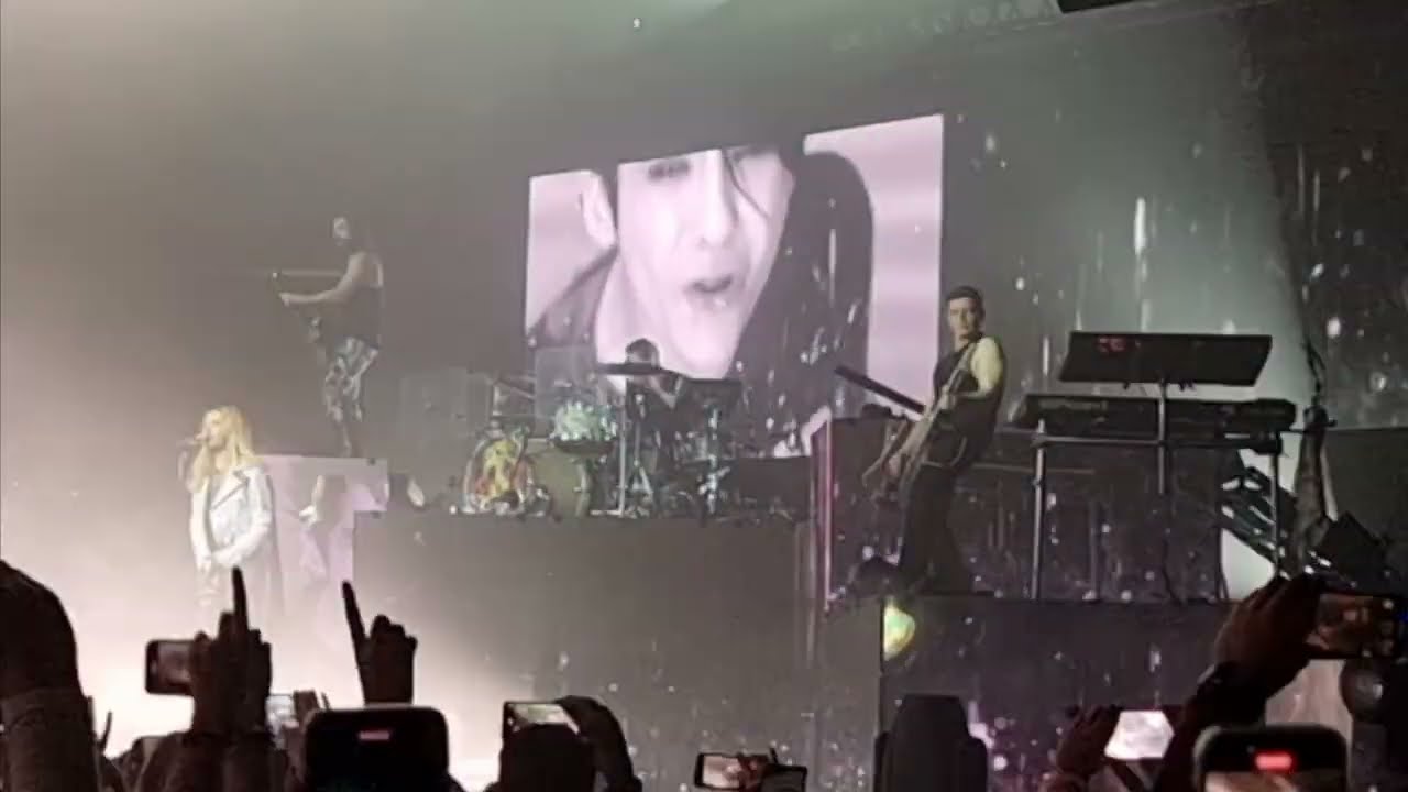 Monsoon - TOKIO HOTEL {15/03/2025}