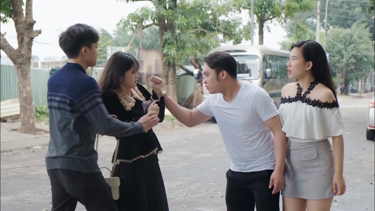 Cô Thư Ký Cùng Mẹ Chủ Tịch Đi Đánh Ghen Lại Mất Trắng 200 Triệu Và Cái Kết - Tập 899