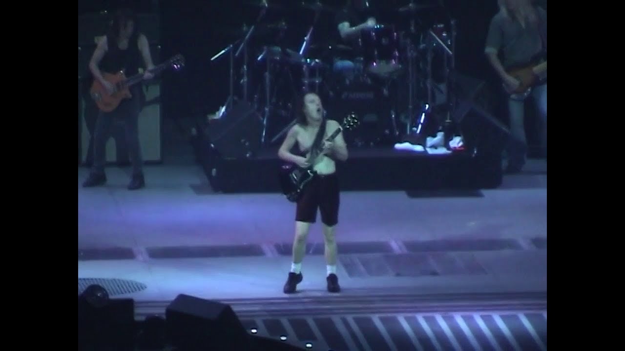 AC/DC LIVE - SAN JOSE,CA [VIDEO CONCERT] SEPTEMBER 2ND 2009 (2 DVD)