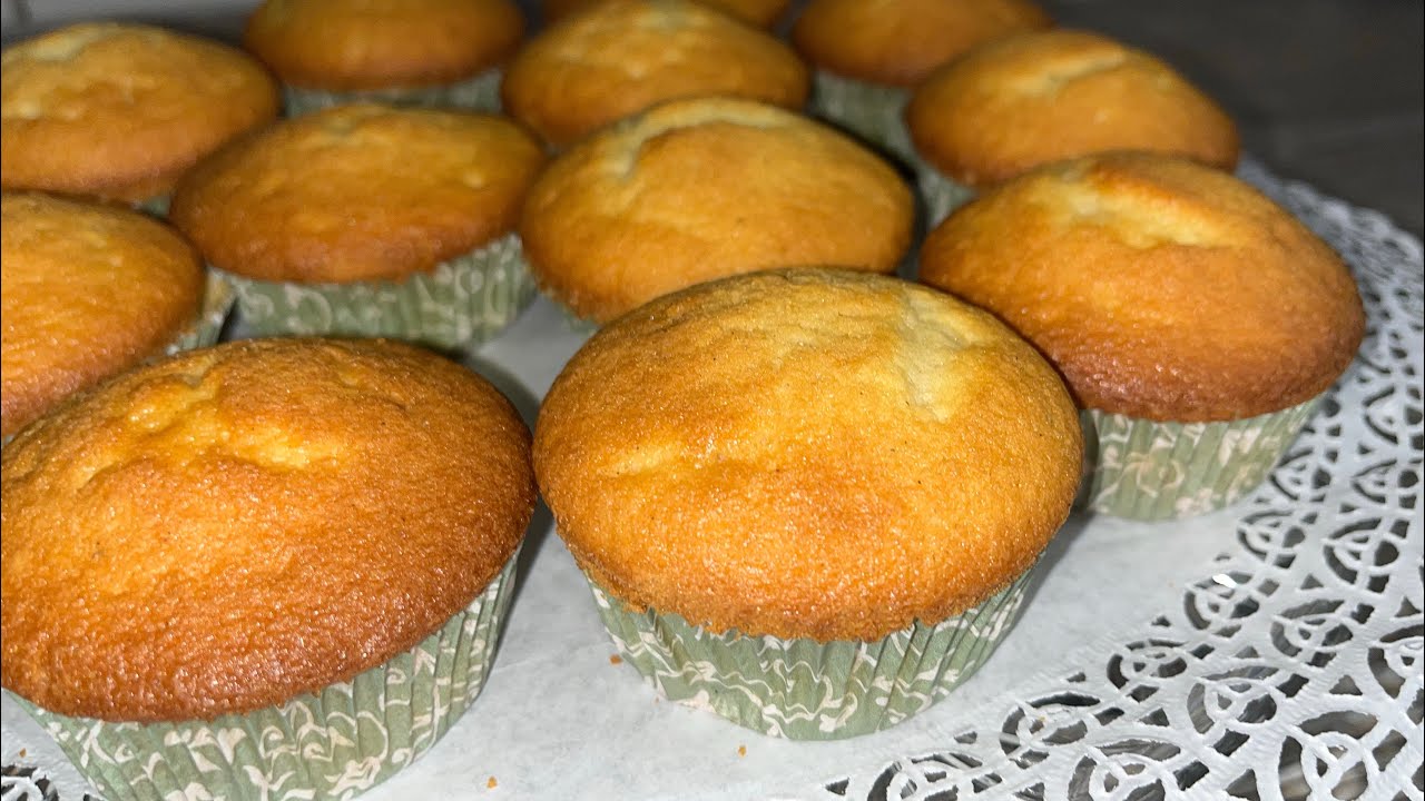 Easy Vanilla Muffins Recipe | طرز تهیه کاب کیک بسیار ساده و آسان 🍪🧁