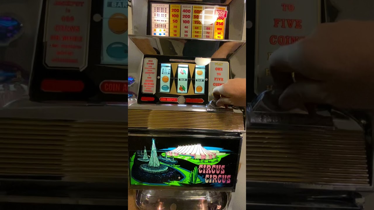 Bally 809 multiplier slot machine from 1967  (Circus circus )
