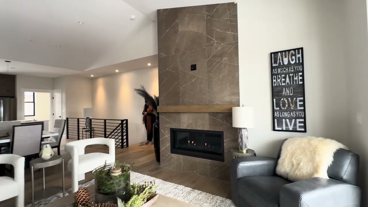 105 Saddle Mountain