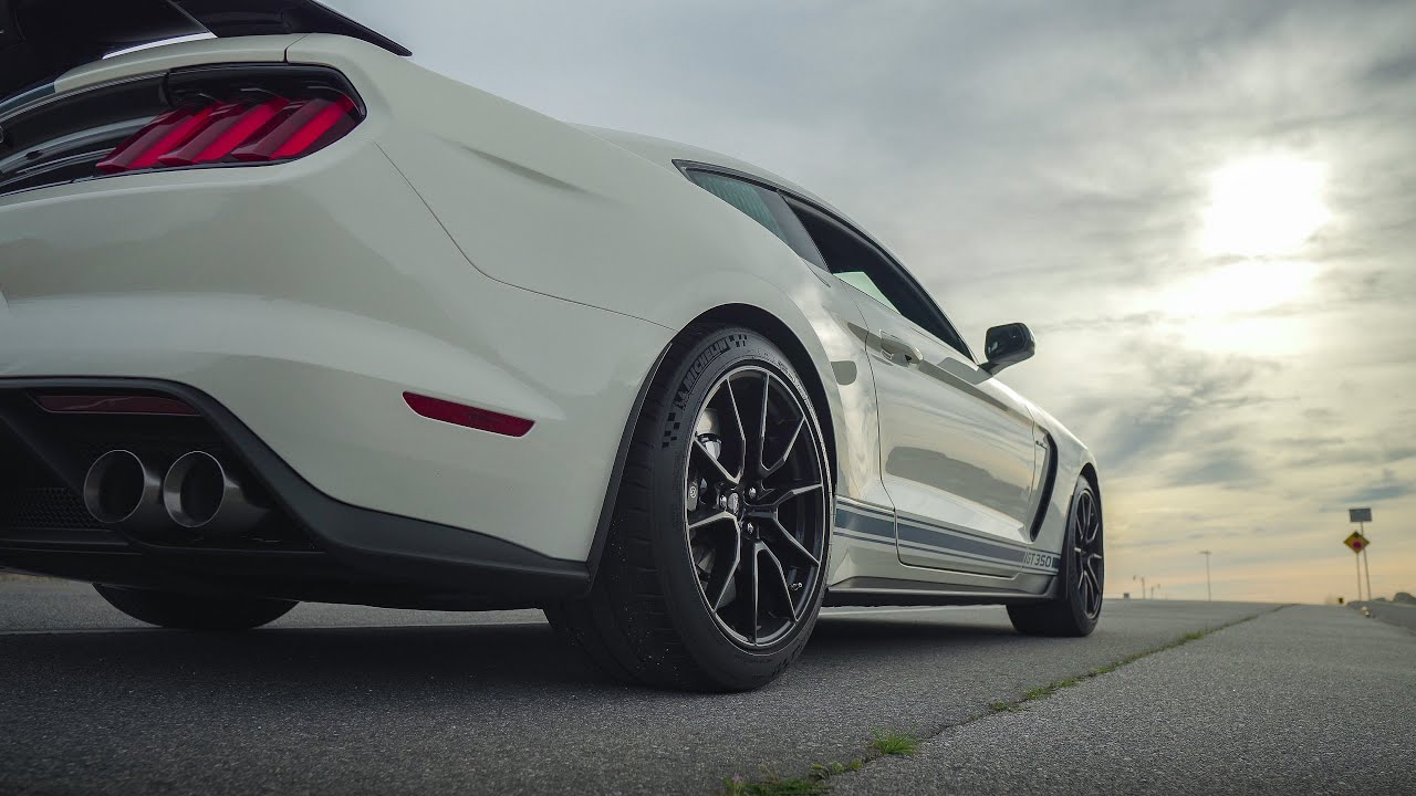 SHELBY GT350 HERITAGE EDITION... enjoying a quick ride!