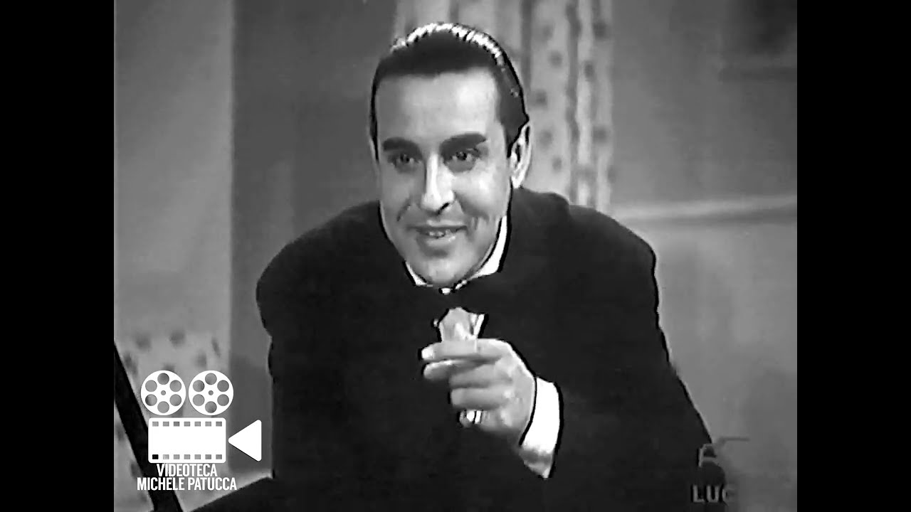Fantasmi in Cinecitt&agrave; di Domenico Paolella | Documentario (1940)
