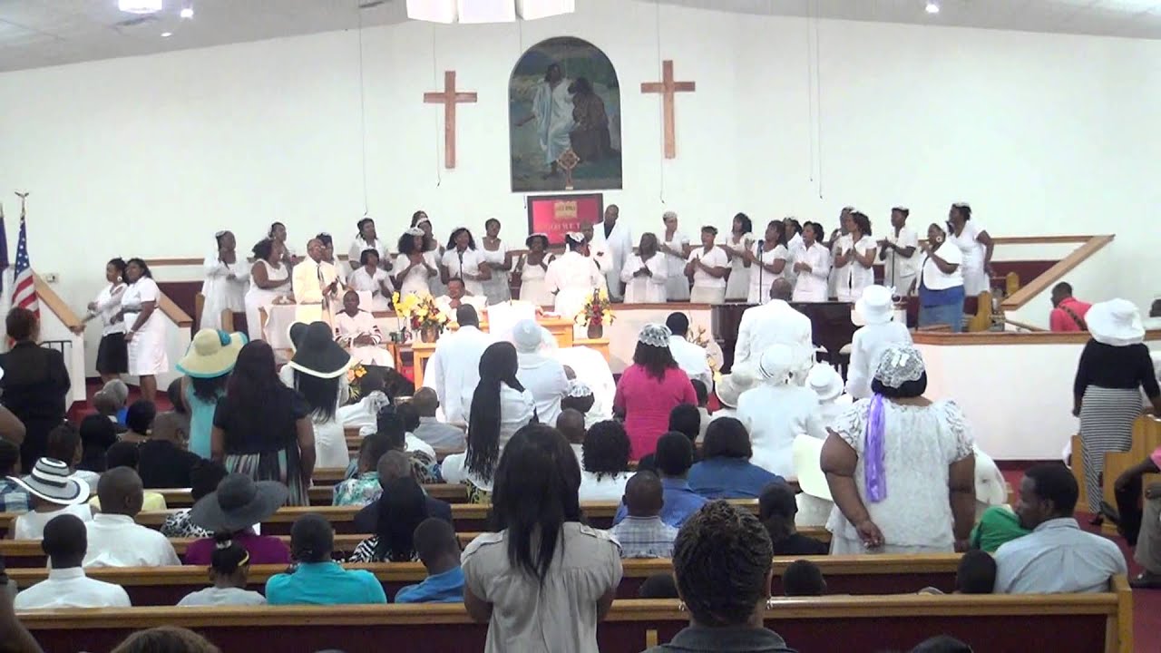 Mt. Sinai MBC of Orlando, FL - Mass Choir - The Blood Still Works (into altar call)