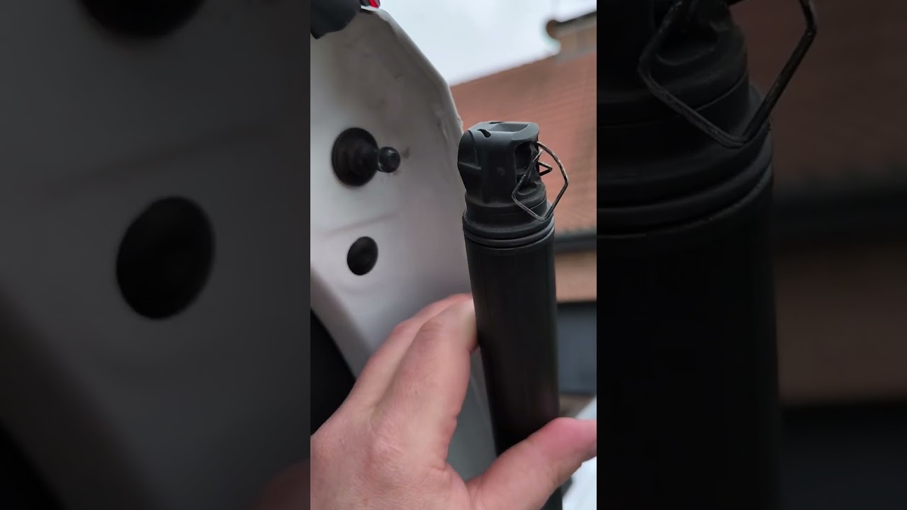 PANNE COFFRE SEAT ATECA Changer les vérins électriques sur SEAT ATECA ( Idem Tiguan)