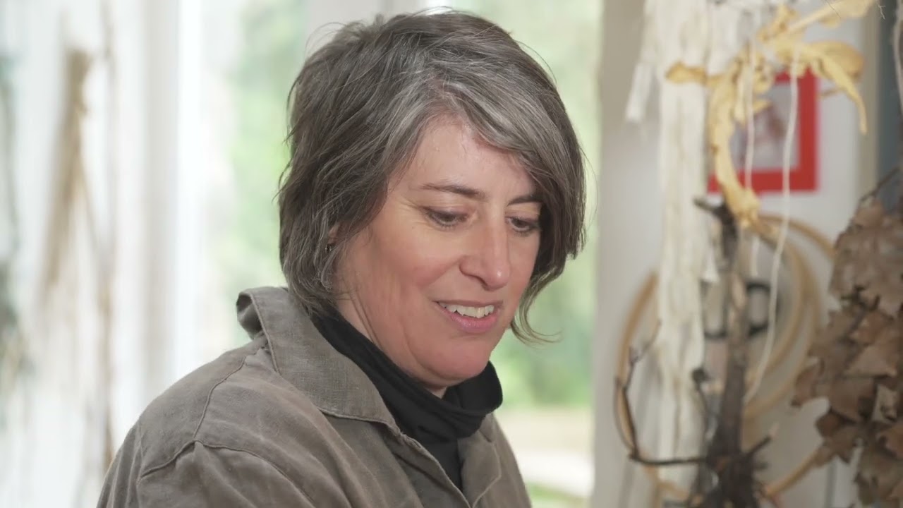Sian Lester - Natural Dyeing: Madder Root