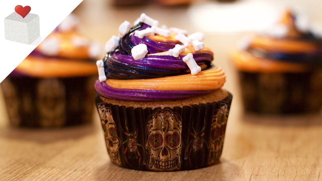Decoración de Cupcakes de Halloween con Boquilla Wilton Color Swirl