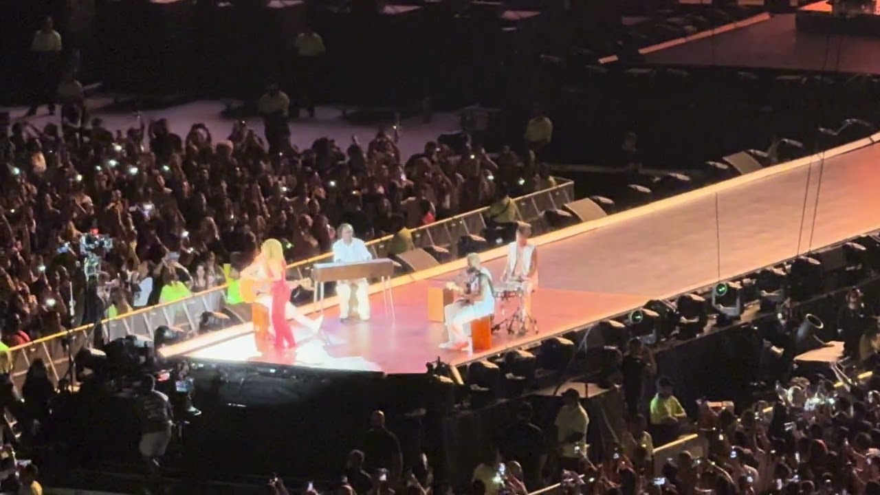 SHAKIRA - ANTOLOGÍA (BBVA STADIUM , March 12,2025)