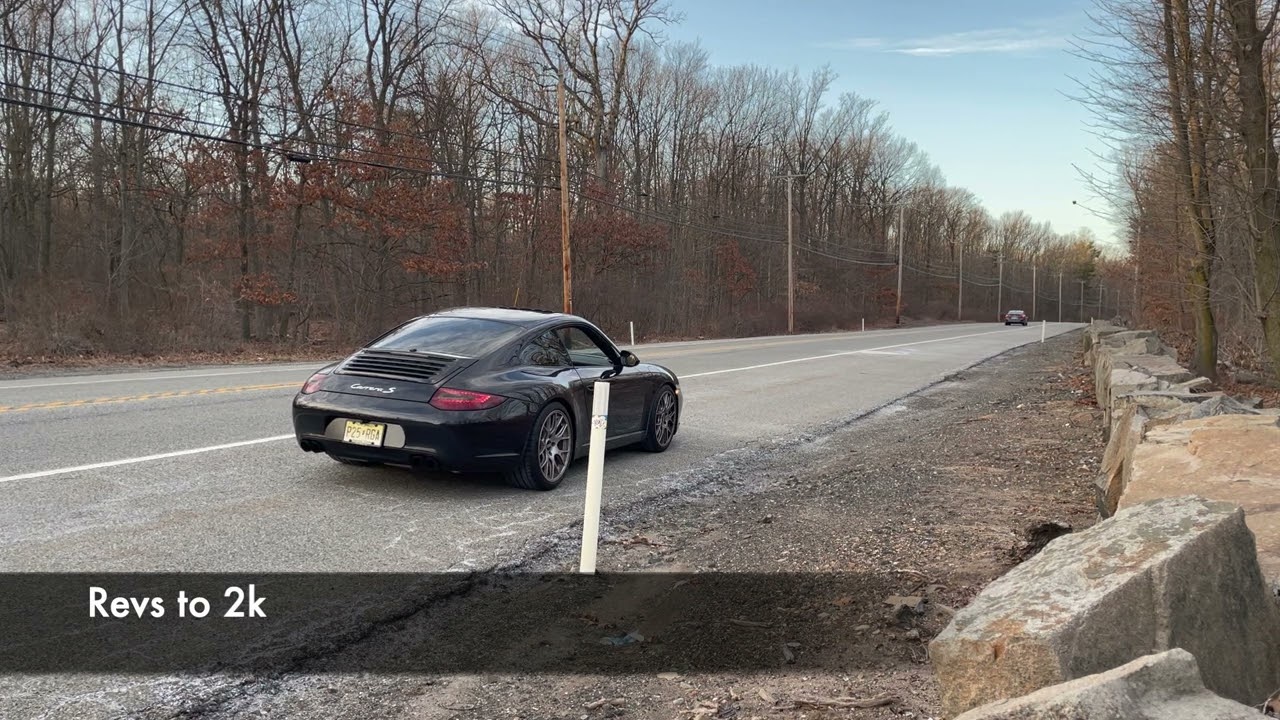 More awesome exhaust sounds on 997.2 Carrera S!