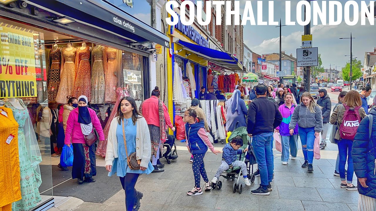 Southall London Walking Tour | Ramadan and Eid Shopping | Multicultural Walk [4K HDR]