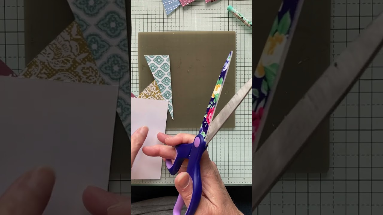 Let’s make a starburst card!