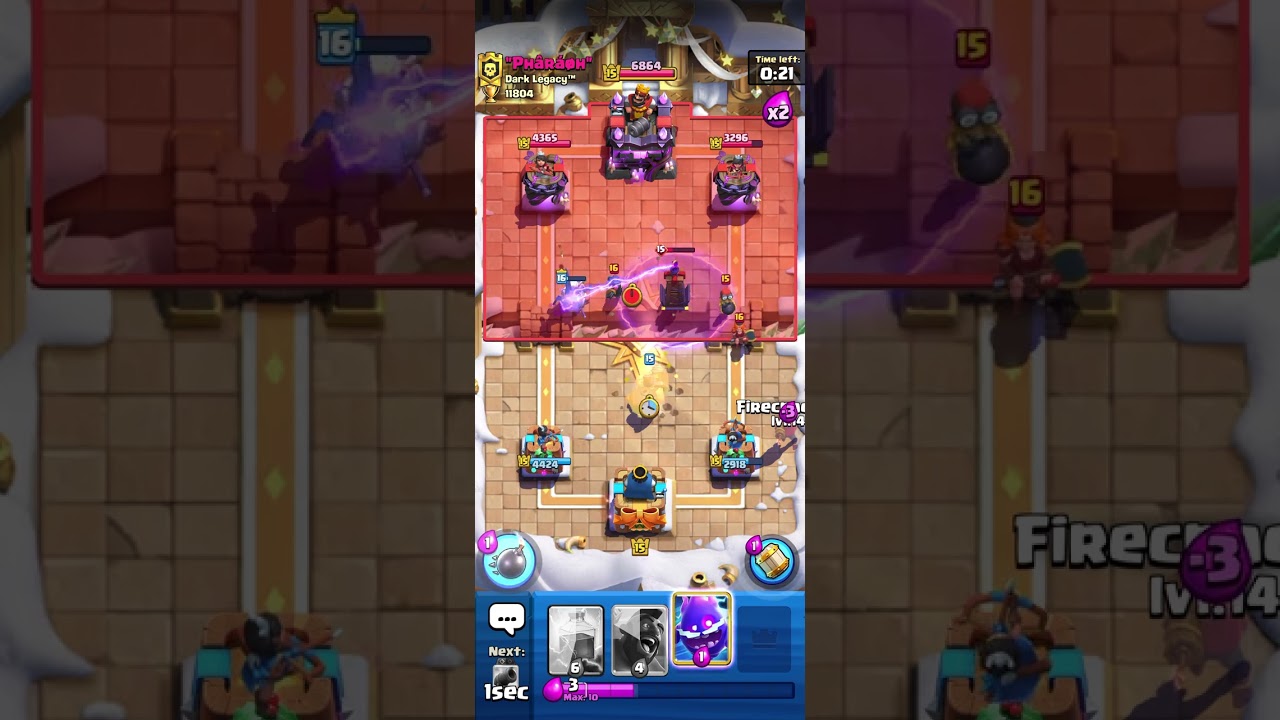This is my first video in YouTube!! Like and suscribe for good luck!👍 #clashroyale