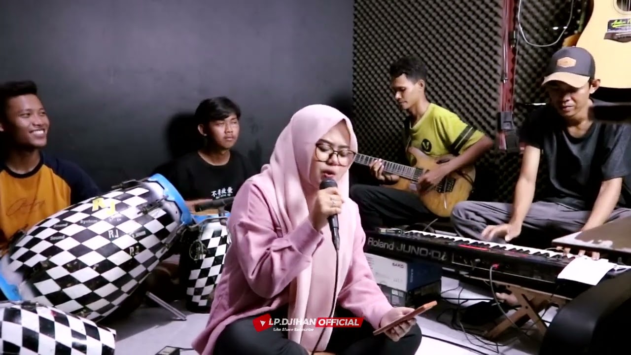 ULA PUCUK MUSIK TENGDUNG SANDIWARA VOC. AAN ANISA
