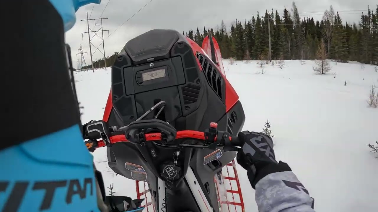 2023 lynx shredder RE wheelie stuck