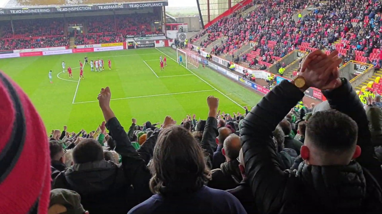 Celtic Fans away - Champions Again allez allez