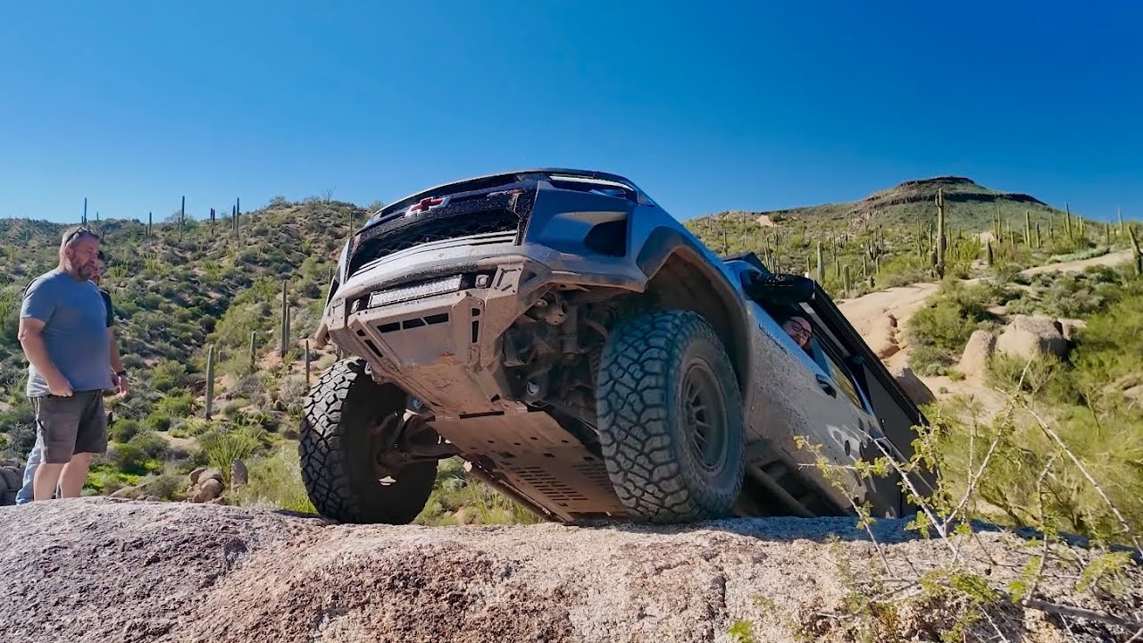 Colorado ZR2 2025 года доказывает, что он принадлежит к Jeep и Bronco