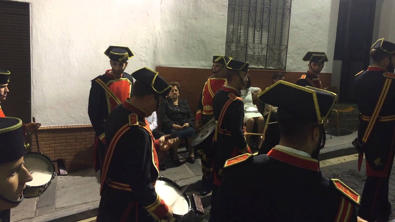Bateria Virgen de los Reyes (Rafi rufando con 4 baquetas) Alhaurin 2015
