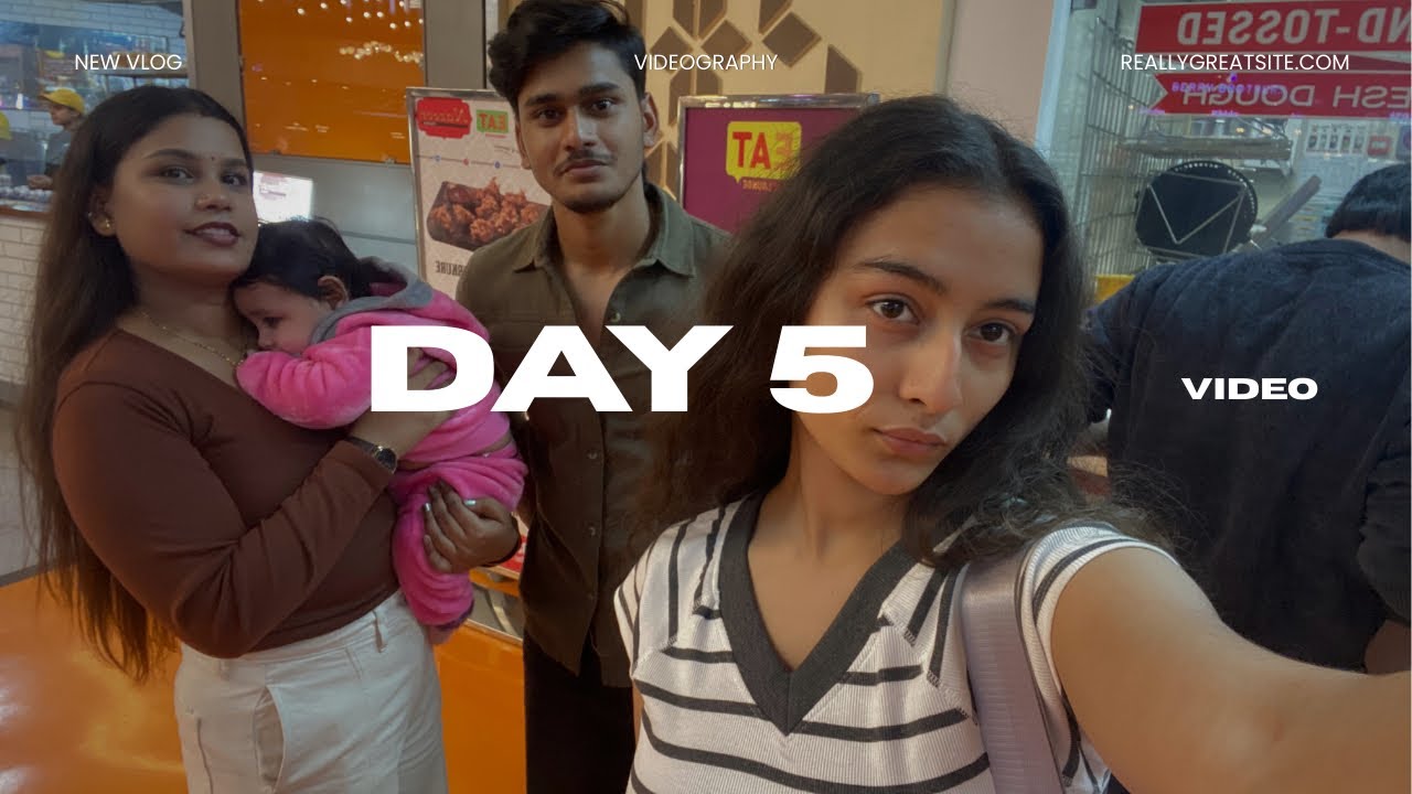 Aj Toh Bhen Ko Surprise Kardiya / DLF Mall Mai Masti🤣
