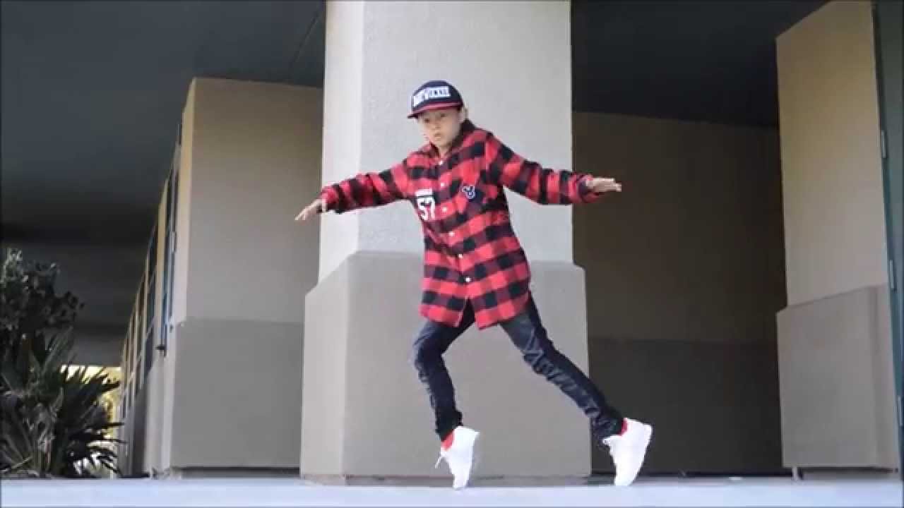 TroyBoi - O.G #DanceOnTrap  Ariah robot dancer (10 years old)