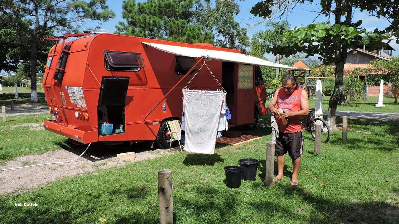CAMPING PRAIA DO SONHO, Av. Beira Mar, 278, Praia do Sonho, Palhoça/SC, Brasil.