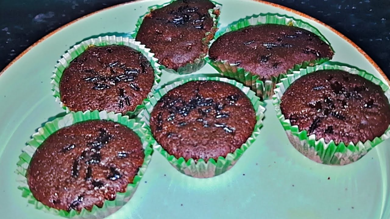 Eggless mini chocolate cup cake 🎂,without oven 😋
