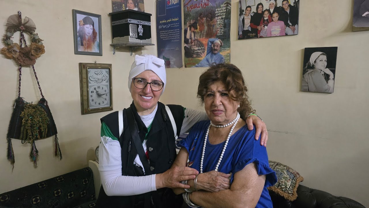 من دمشق لقاء من منزل الفنانة هدى شعرواي