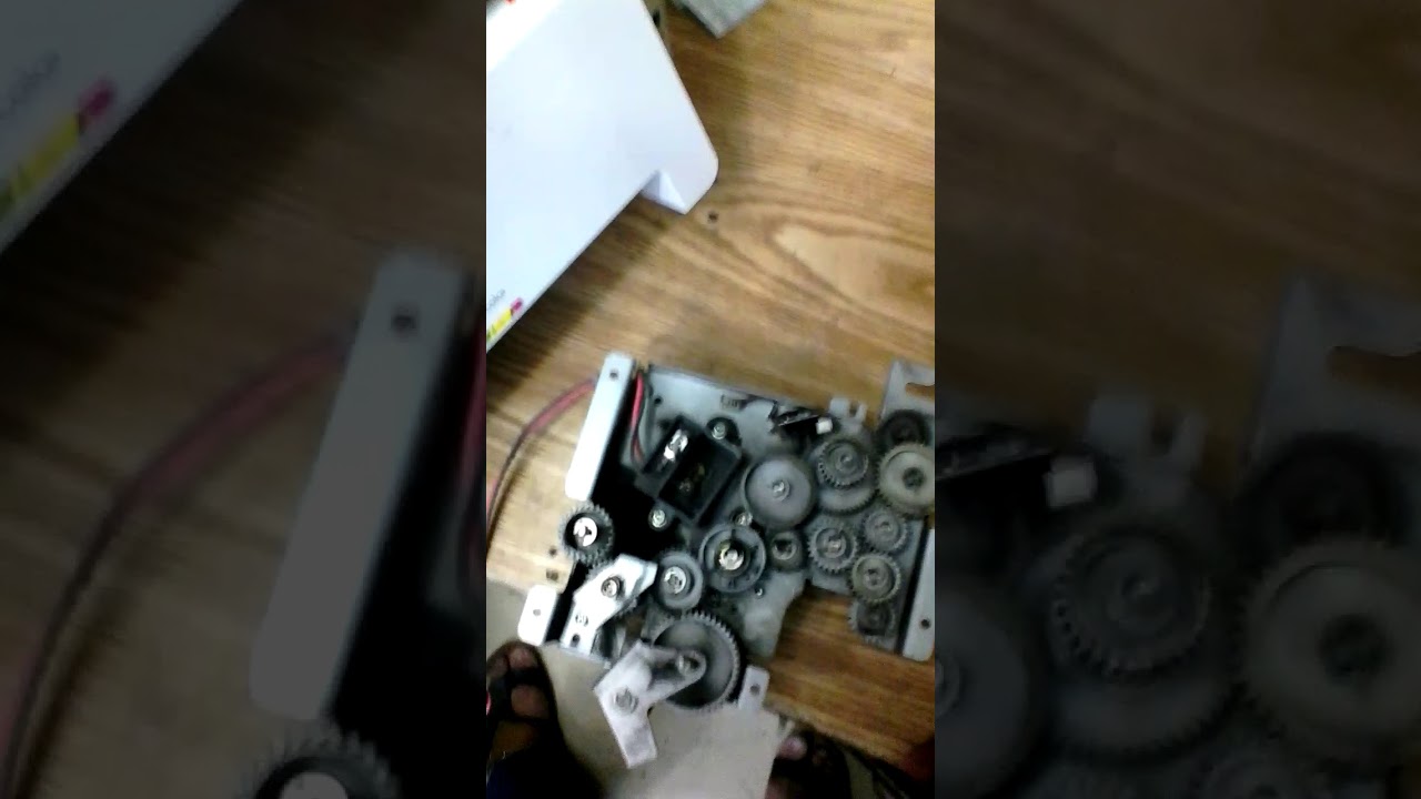 طريقة فك مجموعة تروس الماكينه توشيبا 2 ج 355How to Replace Gear Units on a Toshiba Studio