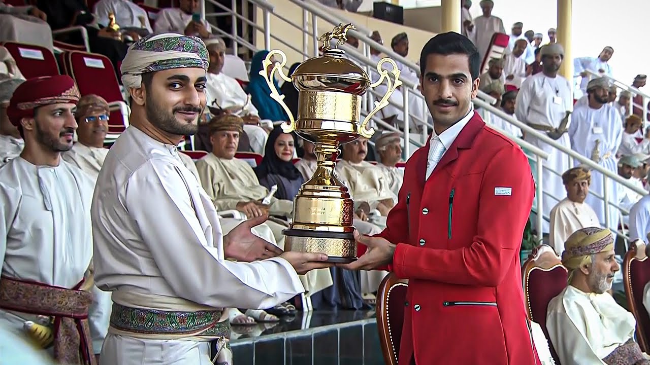 🐎السيد ذي يزن بن هيثم يتوج الفائزين الحاصلين على المركز الأول