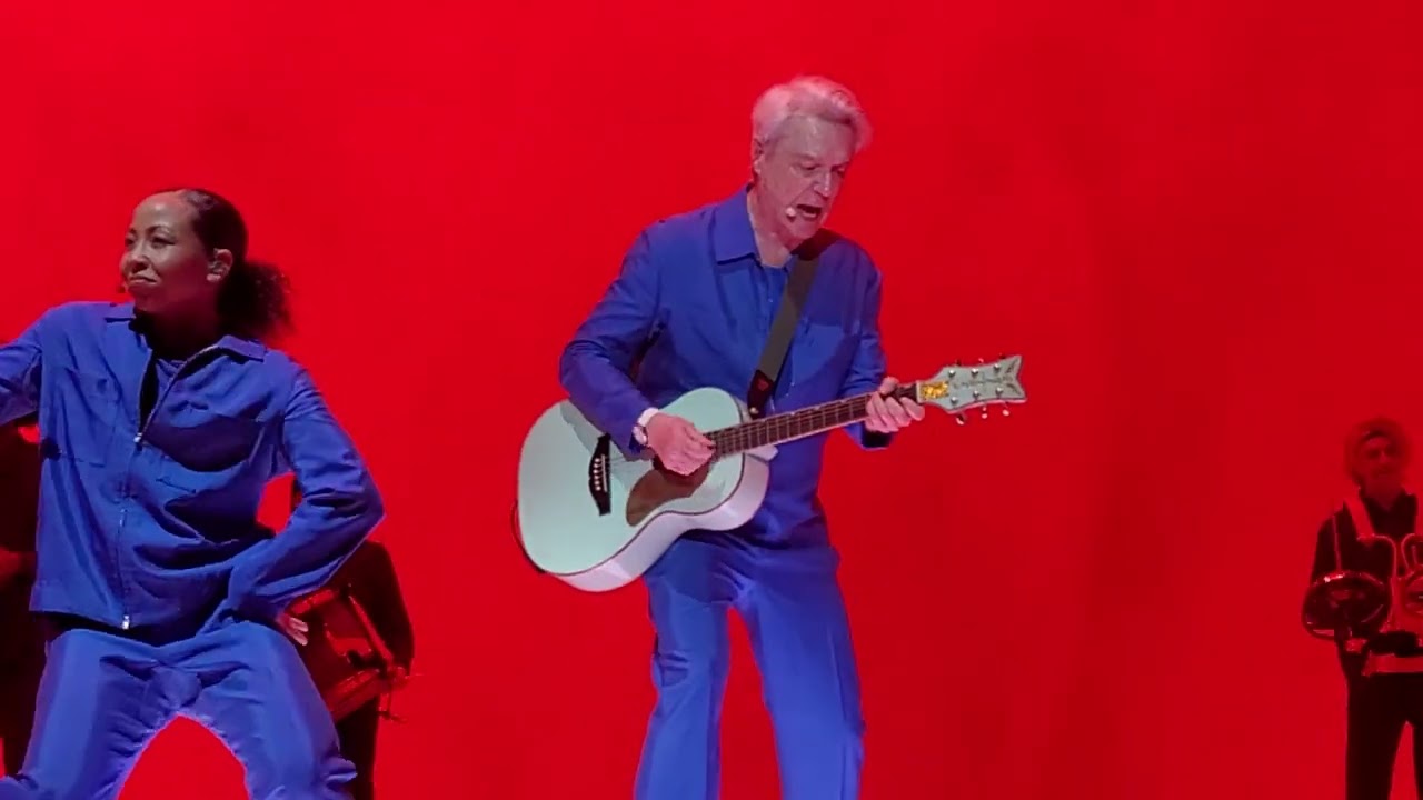 David Byrne - Burning Down The House - Glasgow 06/03/26