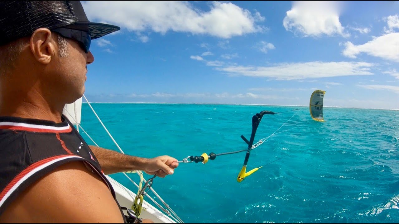 Landing and Retrieving Your Kite From a Boat - (Kiteboarding Tip)