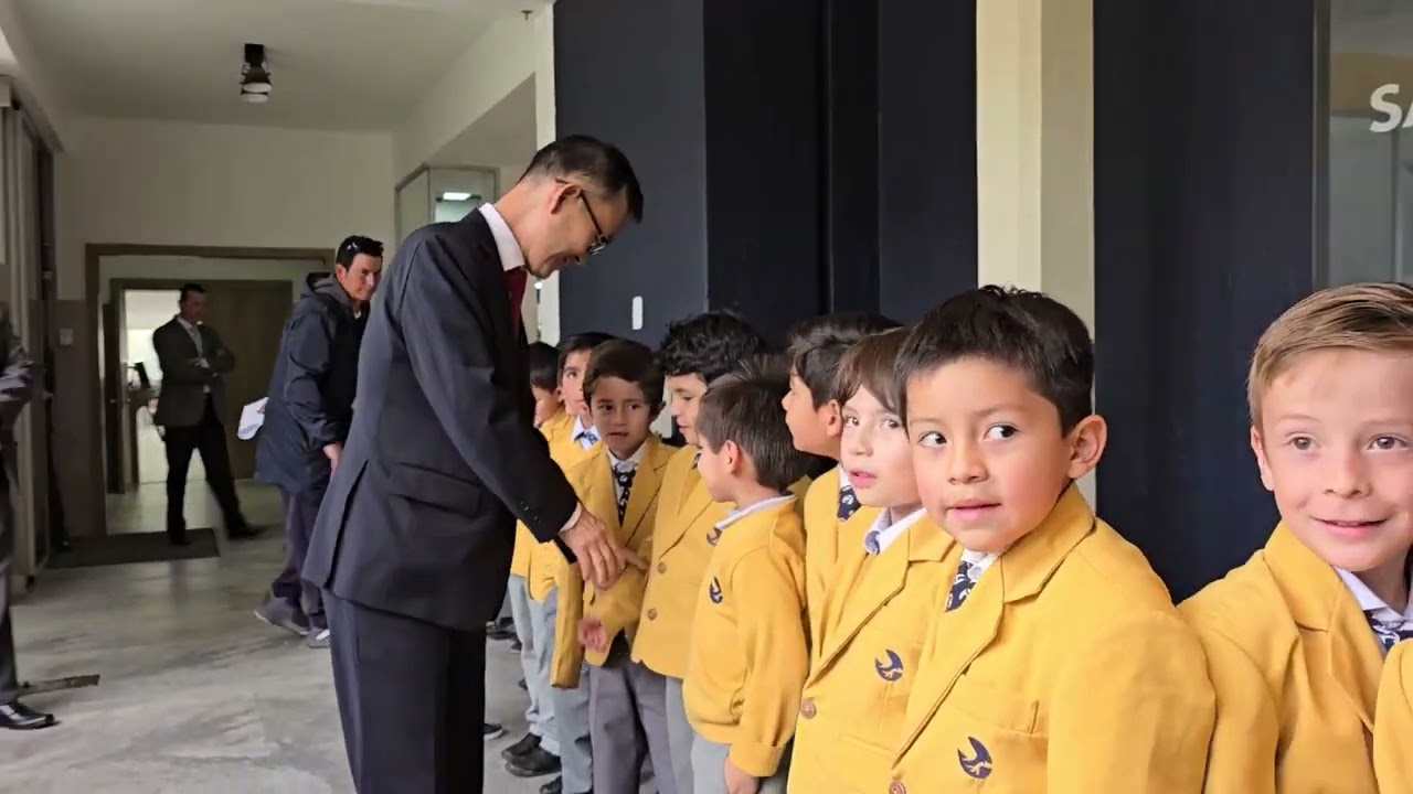 Visita del Embajador de Corea al Colegio Intisana 🇰🇷 🇪🇨